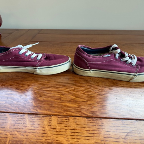 Burgundy Vans Slip-on Canvas Shoes Men's 8.5 Women's 10. - Picture 7 of 9